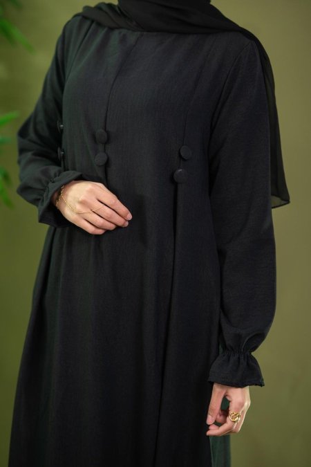 أسود