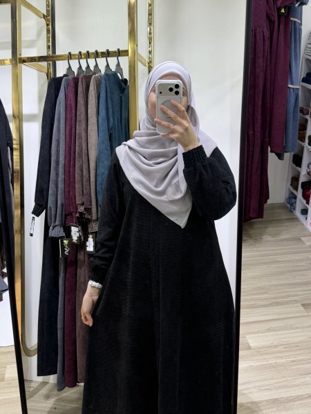 عباية شتوية سادة ناعمة